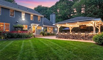 91 Woodridge Dr, North Kingstown, RI 02874