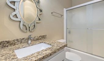 5700 Baltimore Dr 153, La Mesa, CA 91942