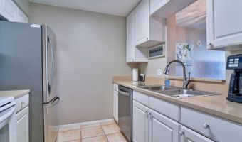 900 COVE CAY Dr 5A, Clearwater, FL 33760