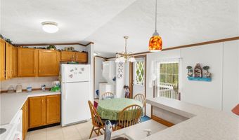 6886 Lindsley Ave, Andover, OH 44003