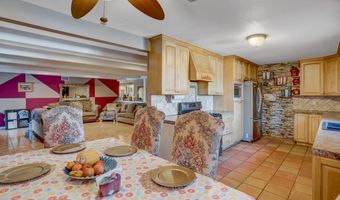 1147 Viewmont Dr, Escondido, CA 92027