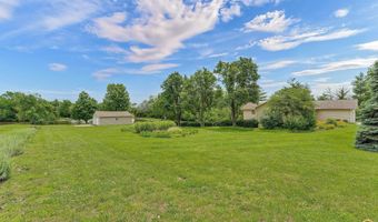 8324 SW Indian Hills Rd, Auburn, KS 66402