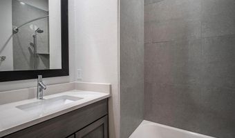 4112 Runyon Rd, Addison, TX 75001