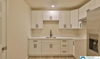 615 2nd St, Allentown, PA 18102