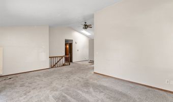 716 718 SE Magazine Rd, Ankeny, IA 50021