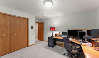 4815 120th St W, Apple Valley, MN 55124