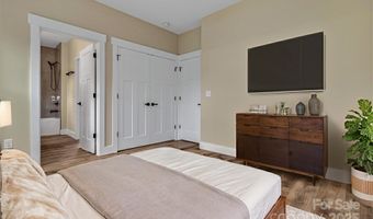 15 Woodchuck Cv, Alexander, NC 28701