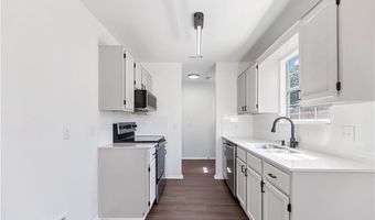 2516 SE 4th St, Bentonville, AR 72712