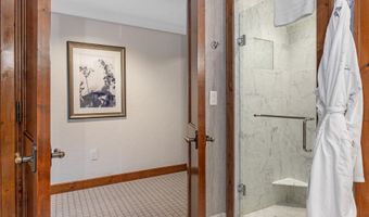 100 Bachelor Ridge Rd 3704, Avon, CO 81620
