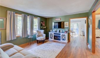25 Cedar Grove Dr, Exeter, RI 02822
