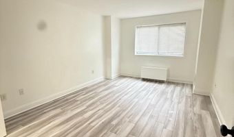 2059 HUNTINGTON Ave 111, Alexandria, VA 22303