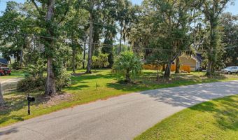 6114 Vaux Rd, Beaufort, SC 29906