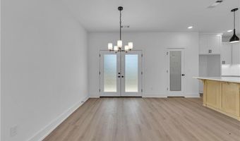 7001 SW Basswood Ave, Bentonville, AR 72713
