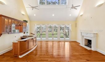 46 Hawthorne Rd, Bluffton, SC 29910