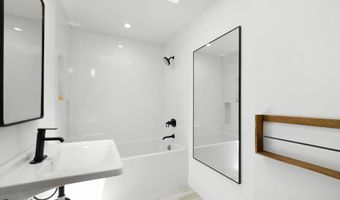 308-10 Glenmont Dr, Solana Beach, CA 92075