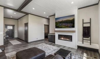 40 Bunker Ln, Blanchard, ID 83804