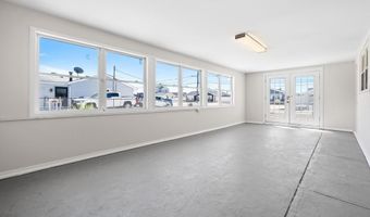258 BAY SHORE Dr, Barnegat, NJ 08005