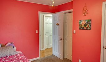 5230 Wick Way Dr, Alton, IL 62002