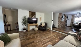 3412 COLONIAL Ct, Allentown, PA 18104