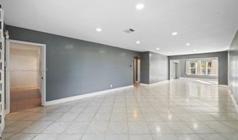 3812 N Circle Dr, Hollywood, FL 33021