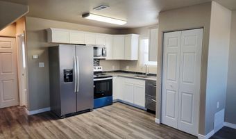 601 W 7TH St, Cheyenne, WY 82007