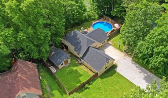 1954 Lakeview Dr, Avon, IN 46123