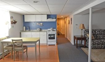 4 Norton Dr, Cumberland, RI 02864