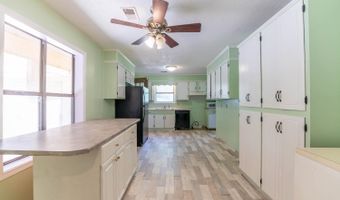 25 Cottonwood Ln, Batesville, AR 72501