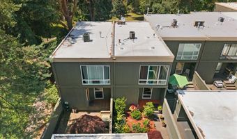 1637 NW MIDLAKE Ln, Beaverton, OR 97006