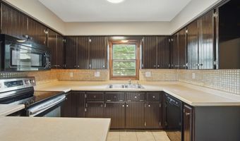 1118 NW Linden St, Ankeny, IA 50023