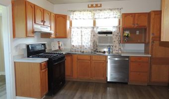 401 S Third St, Altamont, IL 62411