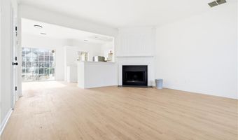 2135 Kilmington Sq, Alpharetta, GA 30009