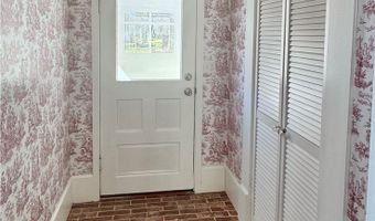 105 SW 3rd St, Atkins, AR 72823