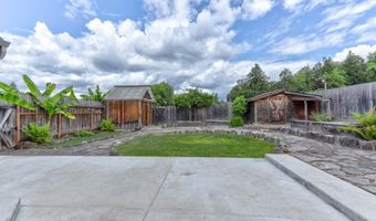 16510 SE GORDON St, Milwaukie, OR 97267