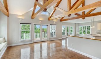 21 Bonnet View Dr, Jamestown, RI 02835
