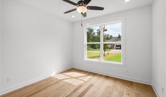 32 S Cheshnut Dr, Bella Vista, AR 72714