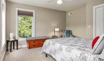 45 Eleanors Way, Brentwood, NH 03833