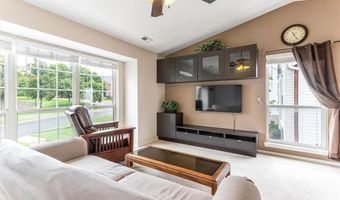 1335 Crossings Ct C, Ballwin, MO 63021