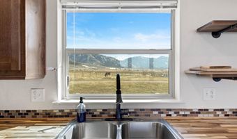184 BUTTERCUP Ln, Bedford, WY 83112