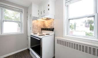 30 HENDRICKSON Ave B, Bellmawr, NJ 08031
