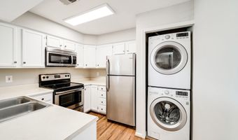7012 IRWELL Ln 14E, Alexandria, VA 22315