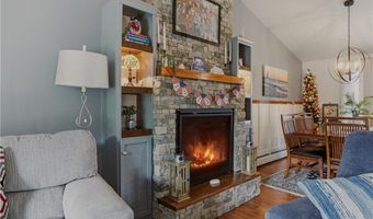 11 Carol Ave, Bristol, RI 02809