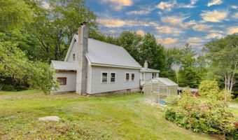 28 Miles Rd, Benton, NH 03785