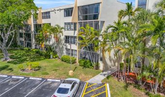20441 NE 30th Ave 424-9, Aventura, FL 33180