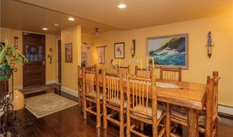 11 Willow St 5, Newport, RI 02840