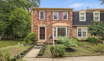 7428 FOUNTAIN HEAD Dr, Annandale, VA 22003