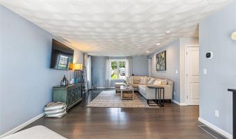 123 Terrace Ave, Cumberland, RI 02864