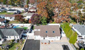 1008 Anchor Ave, Beachwood, NJ 08722