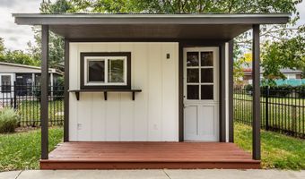 8740 Royal Meadow Dr, Indianapolis, IN 46217