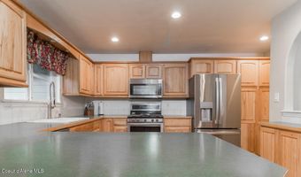 6531 Tannenbaum Cir, Bonners Ferry, ID 83805
